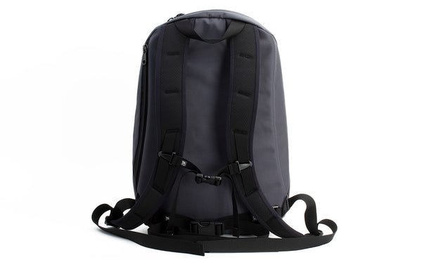 A rear shot of the Luminary 15 in Nebulous Grey (Medium grey) 525 Ballistic.